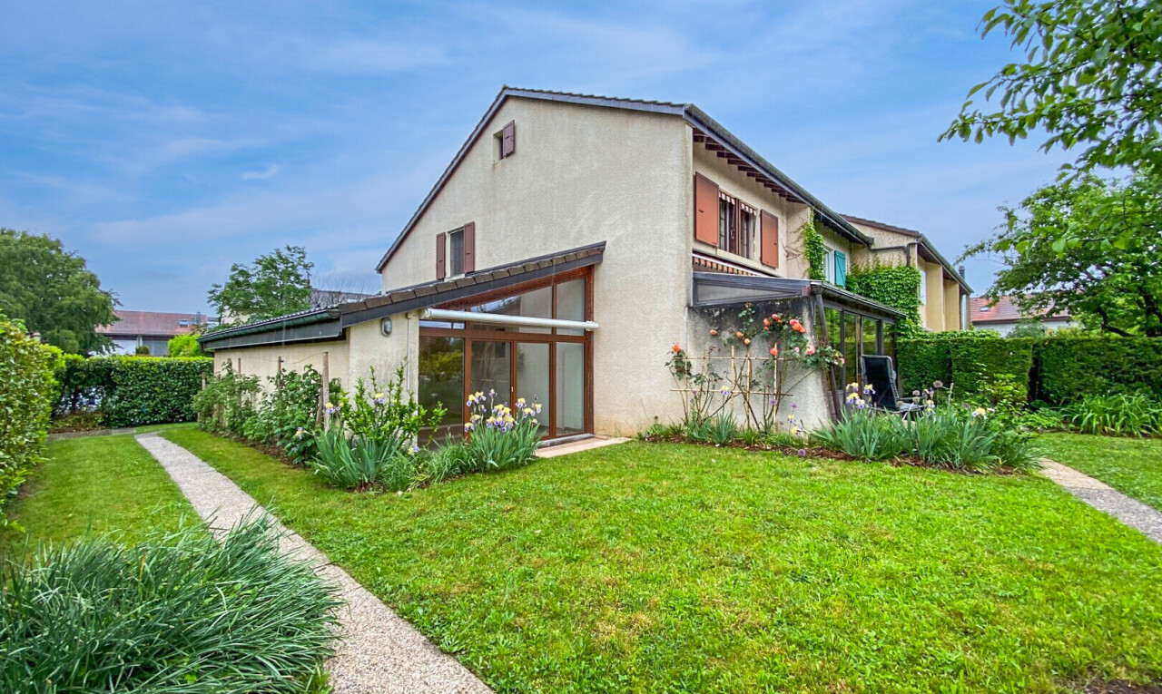 Maison mitoyenne d'angle in à Bernex - 0
