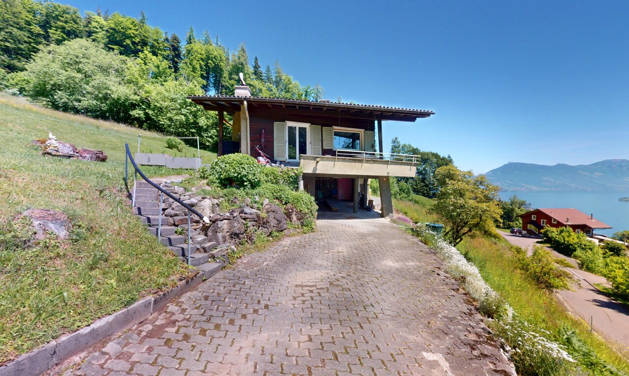 Private Oase mit ​einzigartiger See- und Bergsicht - 6