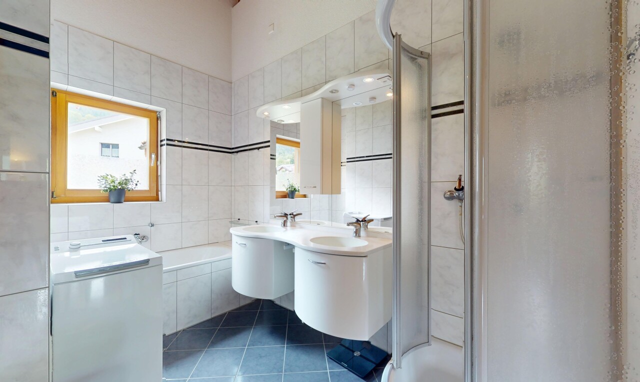 Dachwohnung mit Aussicht & Komfort - 9