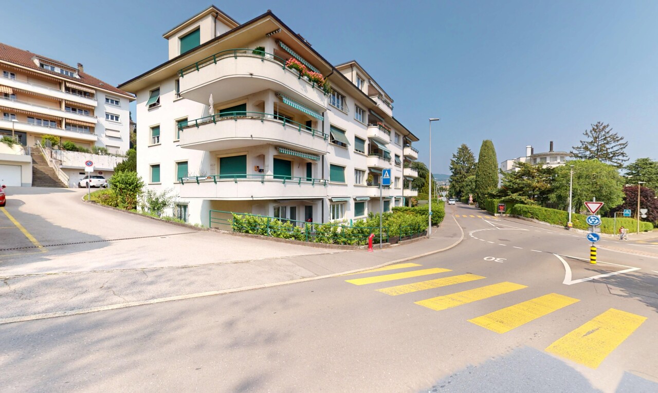 RUHIGES WOHNEN MIT SEEBLICK, NUR WENIGE MINUTEN VON LAUSANNE - 3