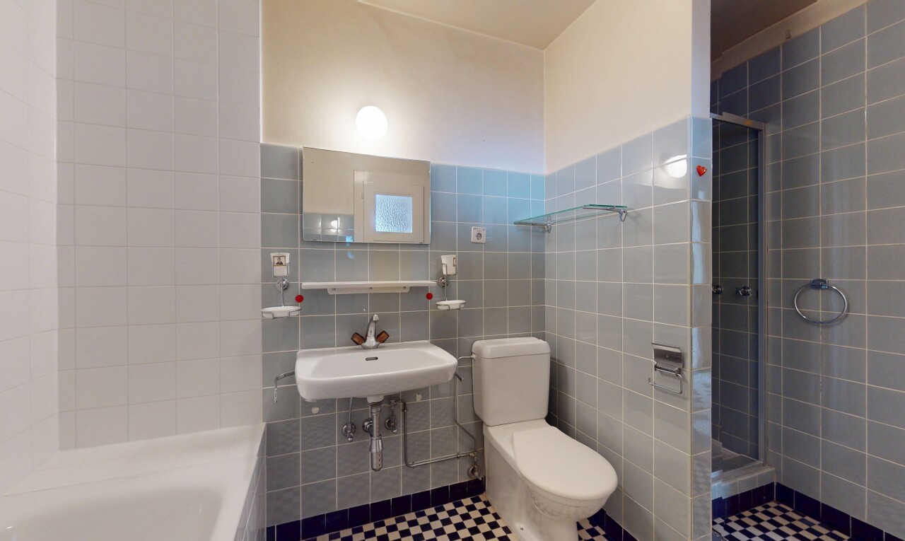 RUHIGES WOHNEN MIT SEEBLICK, NUR WENIGE MINUTEN VON LAUSANNE - 10