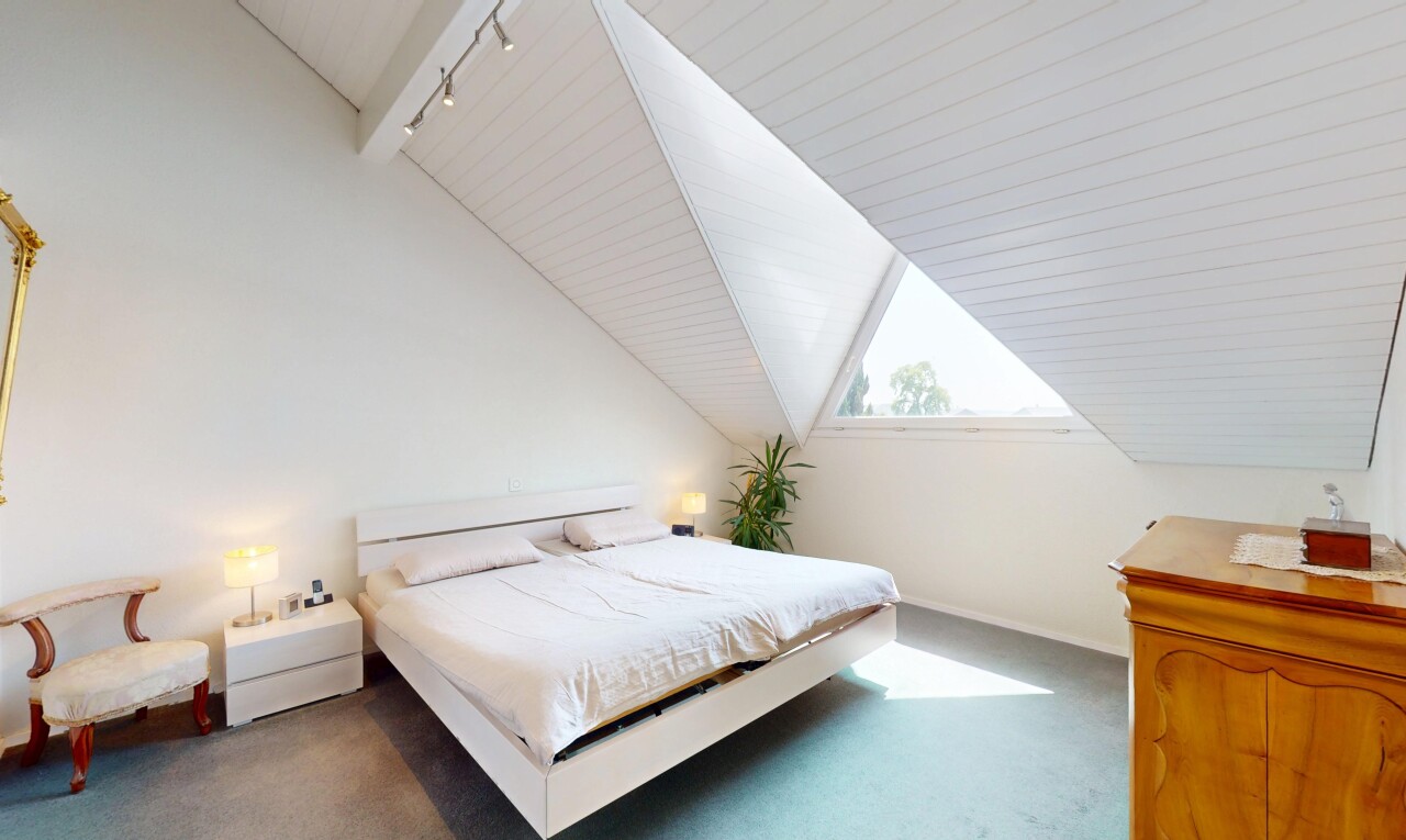 Wunderschönes EFH mit 250m2 Wohnfläche, Pool, Spa und Wintergarten - 10