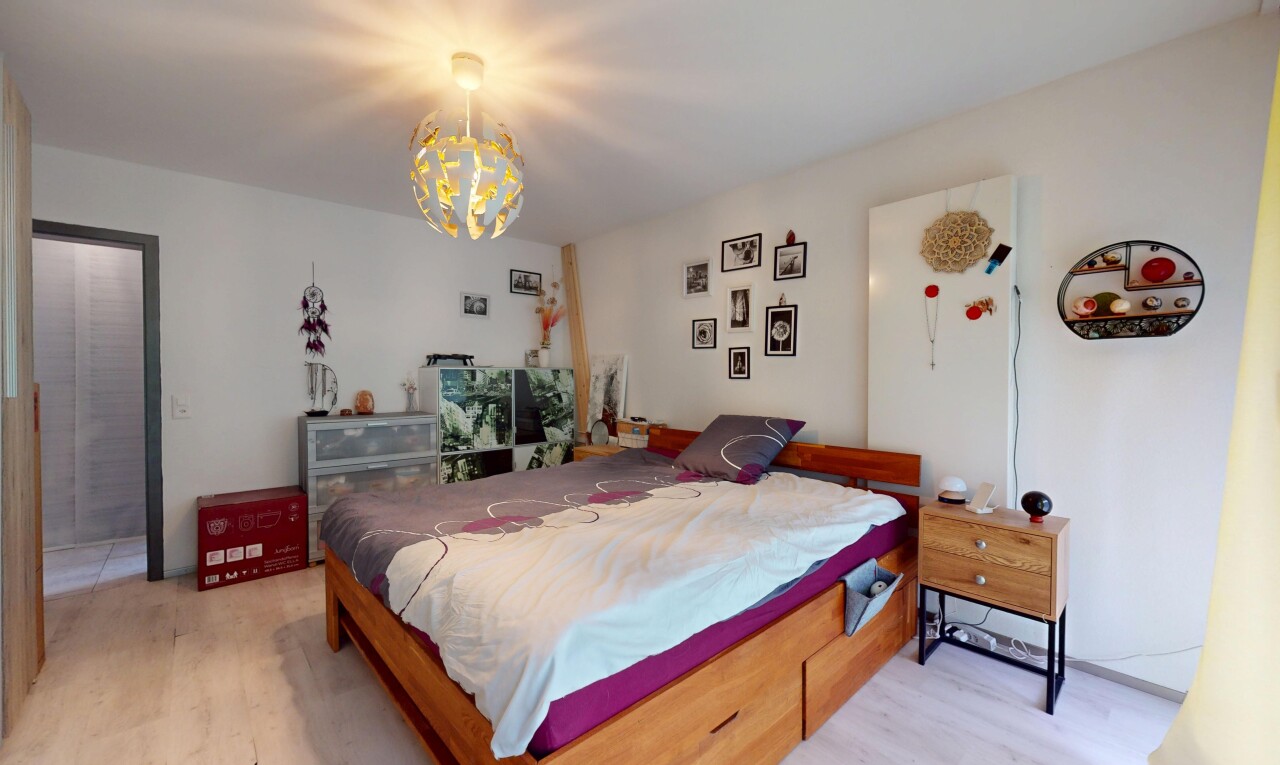 Charm, space and tranquillity - 4.5-room apartment fully renovated - 10