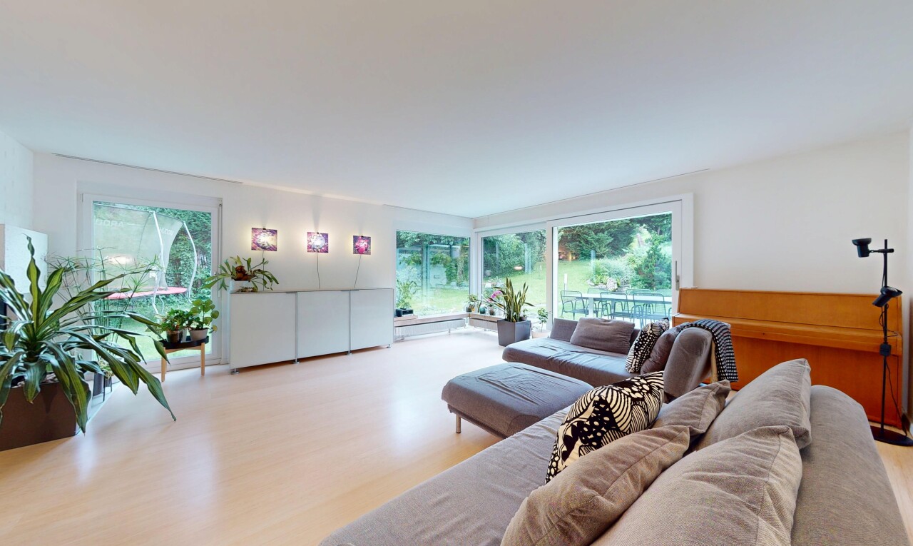 Stilvolles, renoviertes Doppel-EFH mit pflegeleichtem Garten - 3