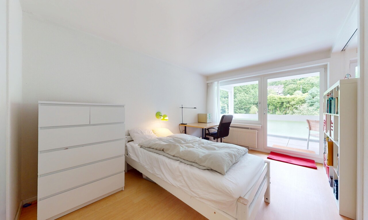 Stilvolles, renoviertes Doppel-EFH mit pflegeleichtem Garten - 9