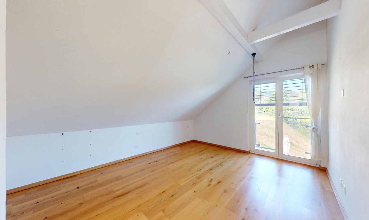 Modernes Einfamilienhaus mit Sauna, Garten und Weitsicht - 8