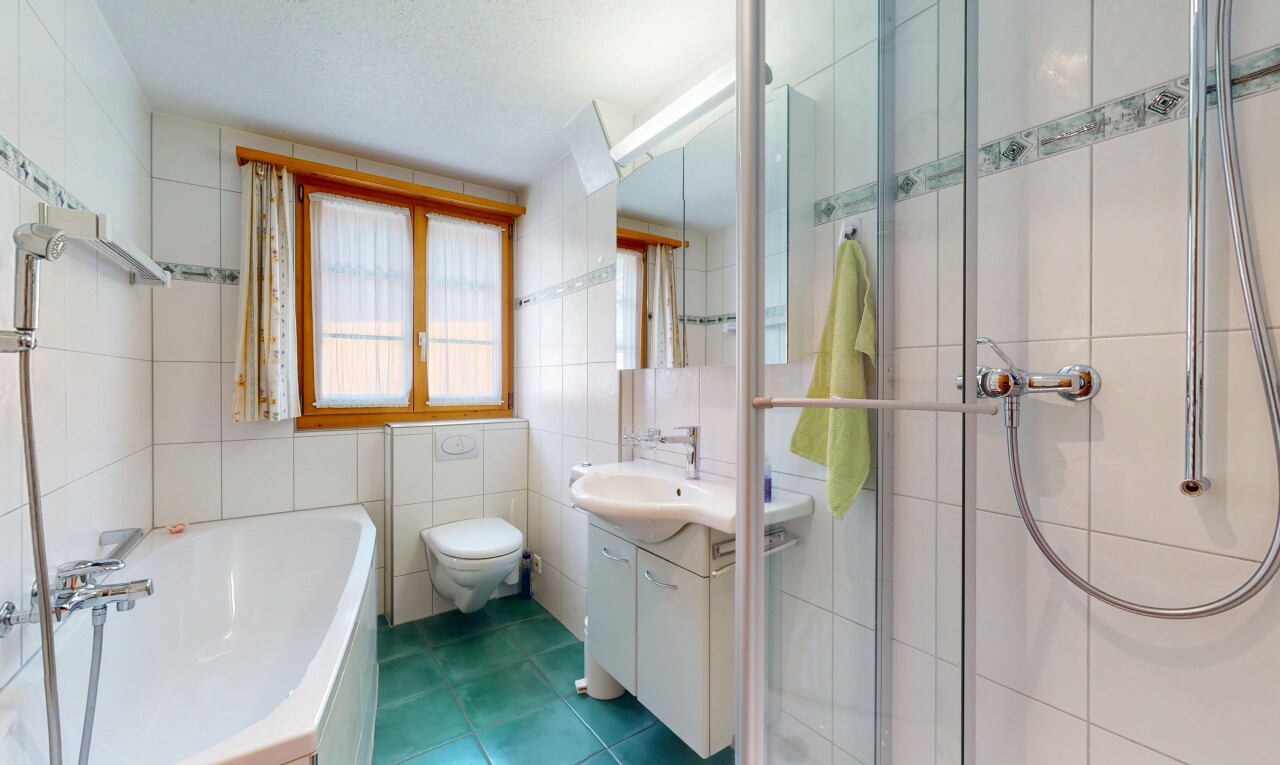 Sonnige Chalet-Wohnung mit Bergpanorama an zentraler Lage - 8