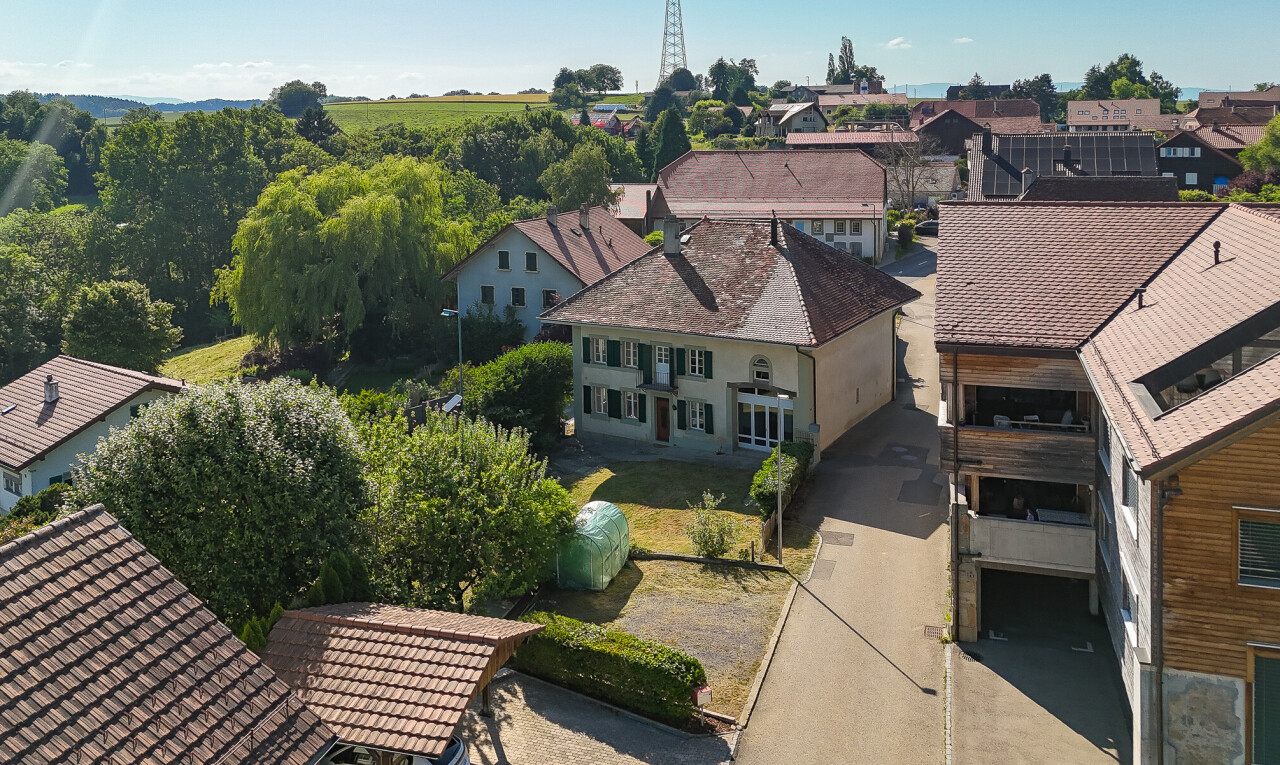 Zwei Maisonettewohnungen in historischem Gebäude - 10