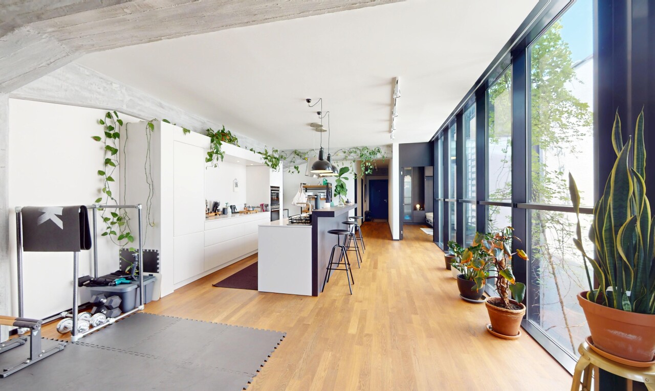 Aussergewöhnliche Wohnung mit gehobenem Wohnambiente - 0