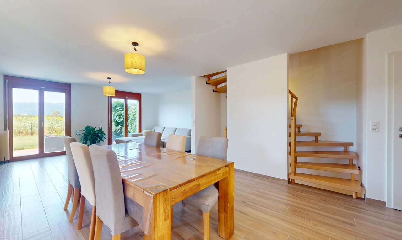 Maison mitoyenne d'angle in à Chancy - 1