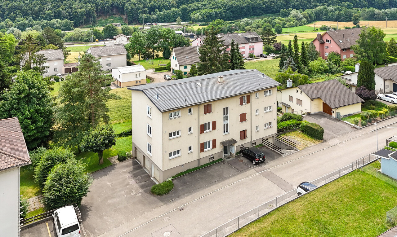Rendite-Mietshaus mit Panoramablick auf die Berge - 1