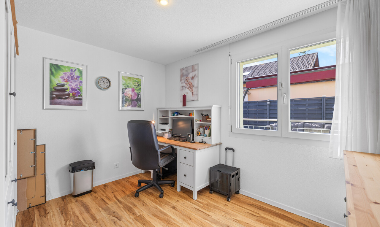 Traumhaftes Familienhaus mit Garten, Pool und zentraler Lage - 9