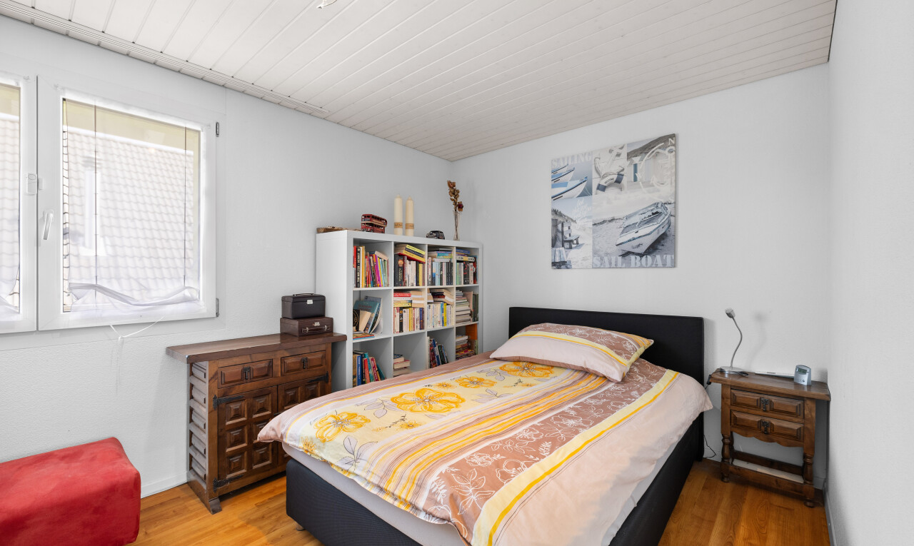 Traumhaftes Familienhaus mit Garten, Pool und zentraler Lage - 11