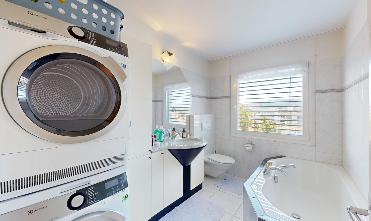 Zentrale 3.5-Zimmer-Attikawohnung mit Fernsicht - 7