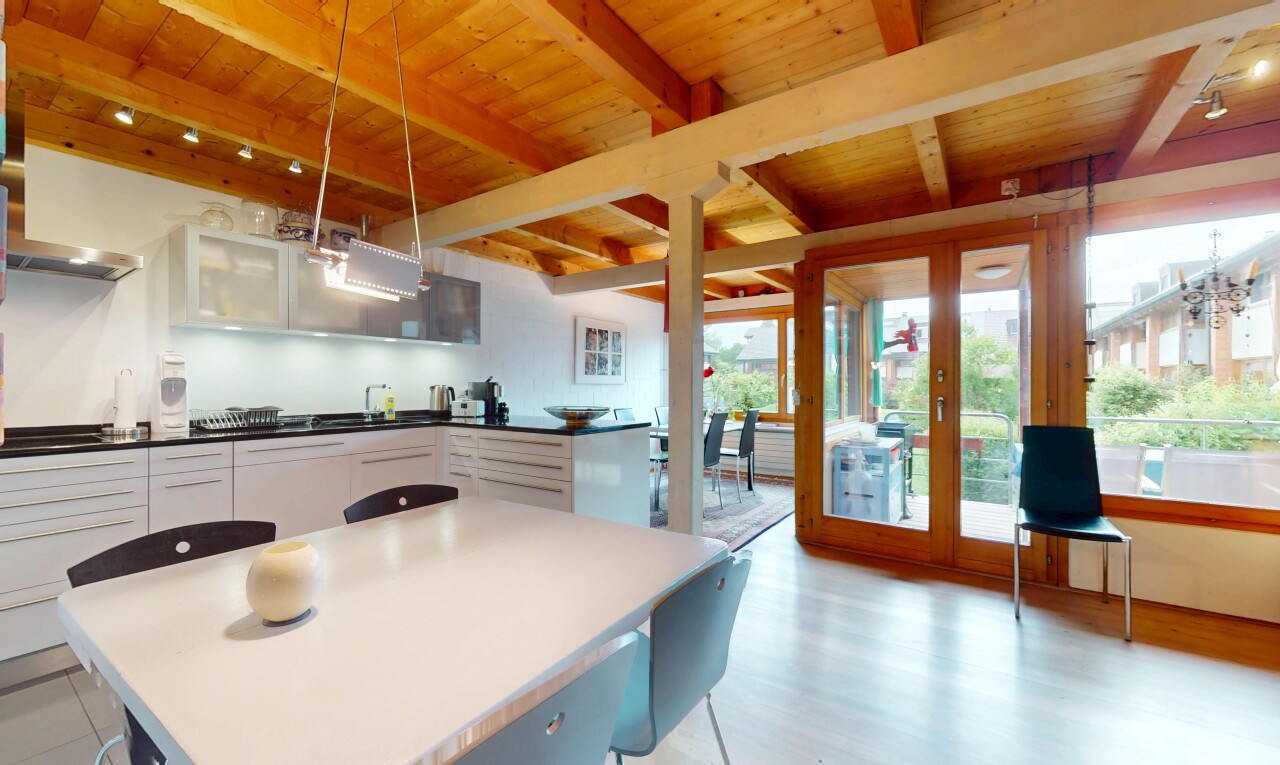 Grosszügiges Reihen-Einfamilienhaus mit wunderschönem Garten - 4