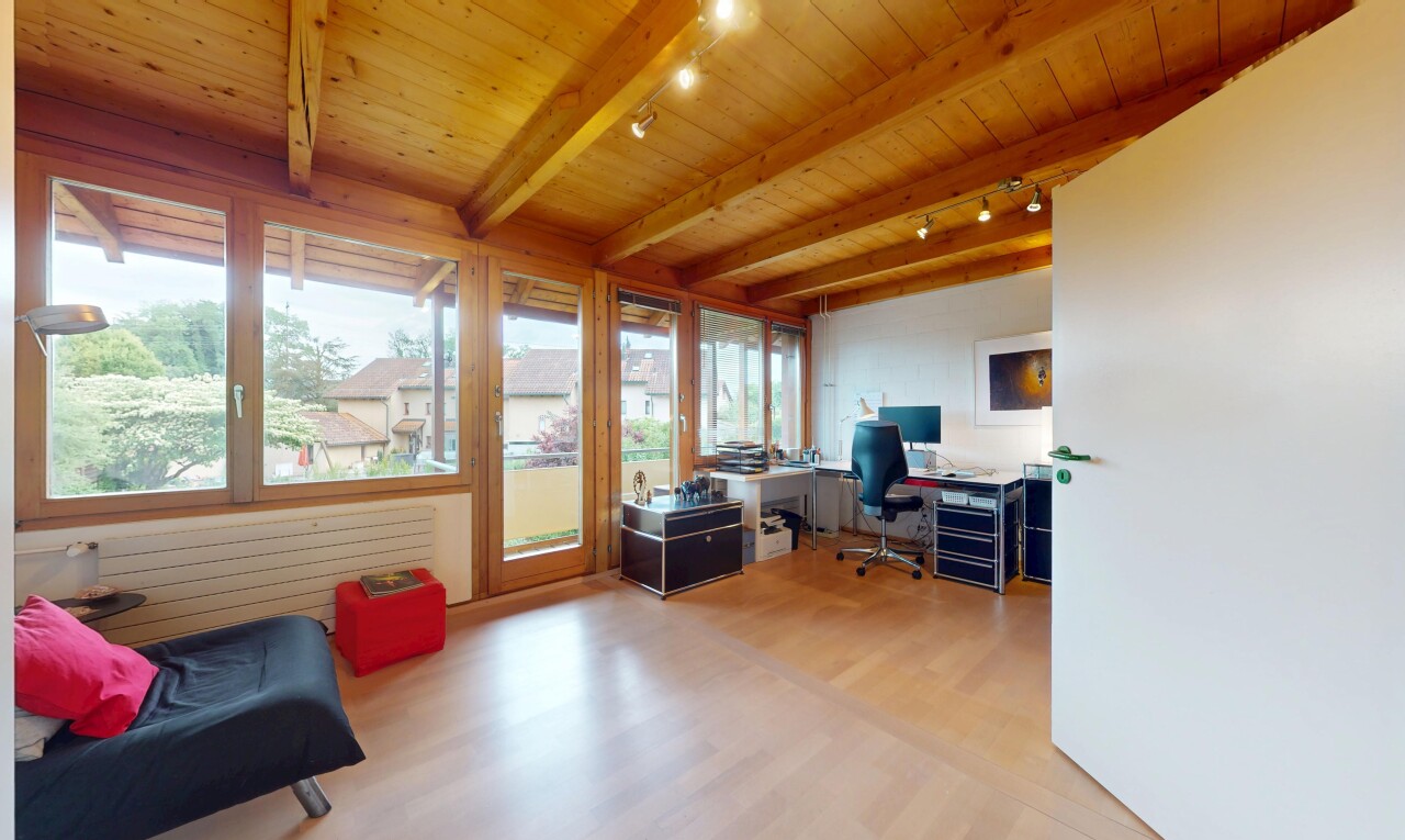 Grosszügiges Reihen-Einfamilienhaus mit wunderschönem Garten - 11