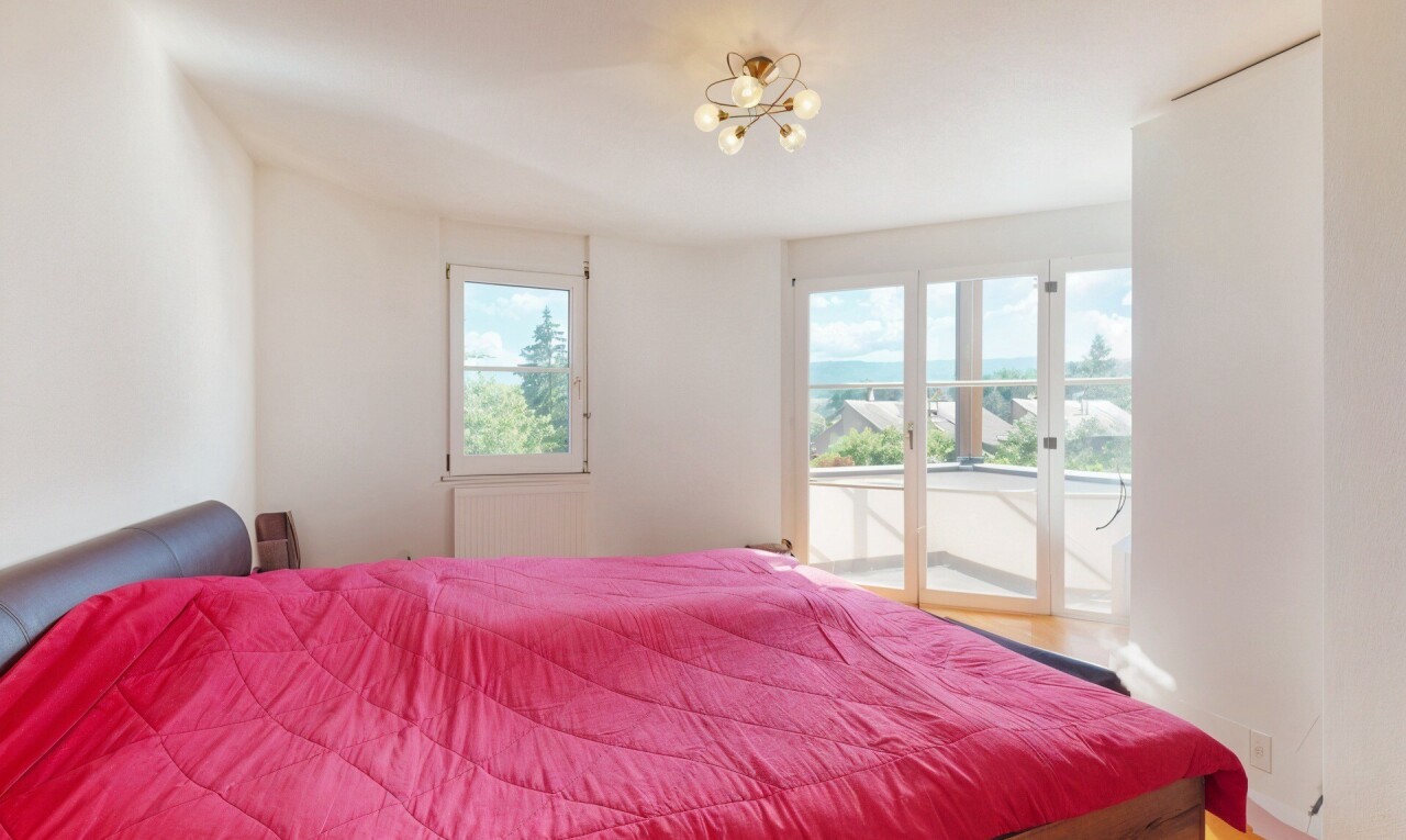 Attraktives Doppeleinfamilienhaus in familienfreundlicher Lage - 4