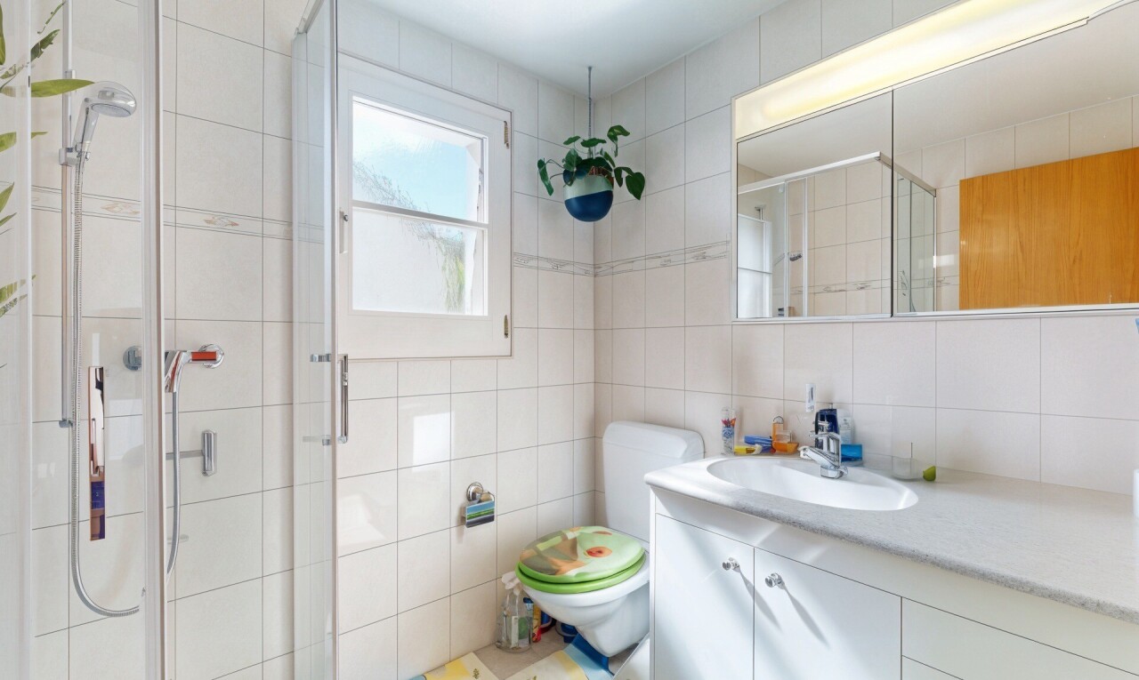 Attraktives Doppeleinfamilienhaus in familienfreundlicher Lage - 7