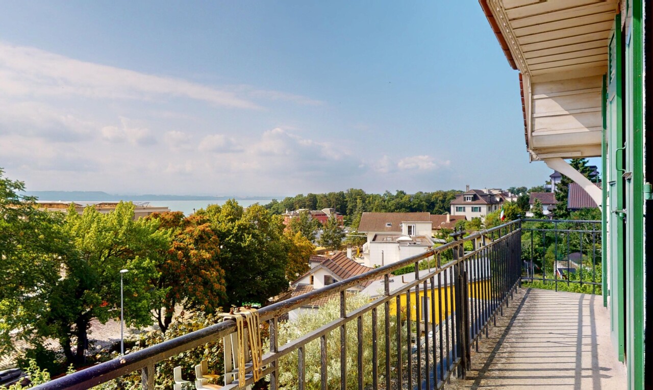 Haus mit Seeblick – großer Garten – nur wenige Schritte von Geschäften - 1