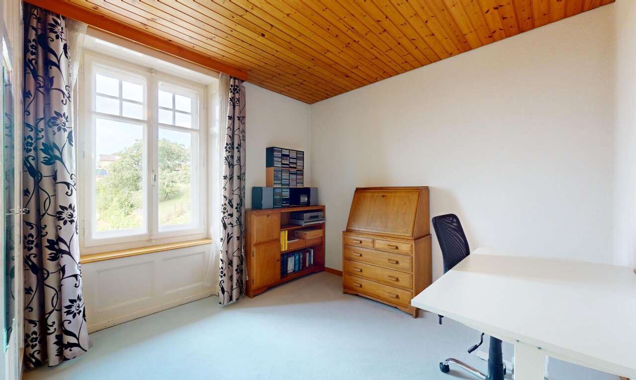 Haus mit Seeblick – großer Garten – nur wenige Schritte von Geschäften - 9