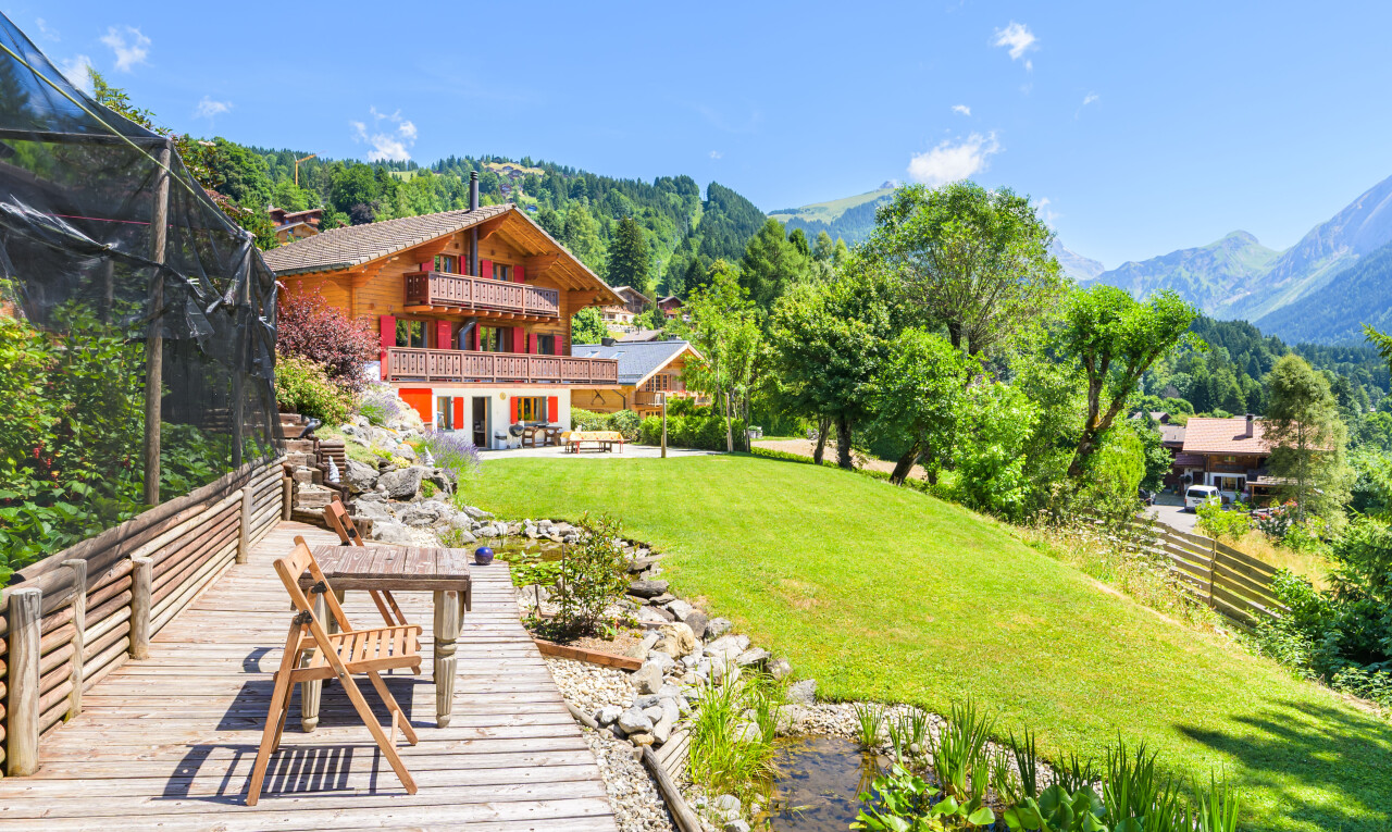 "La Bonne Étoile" – Chalet including 3 buildable plots - 2