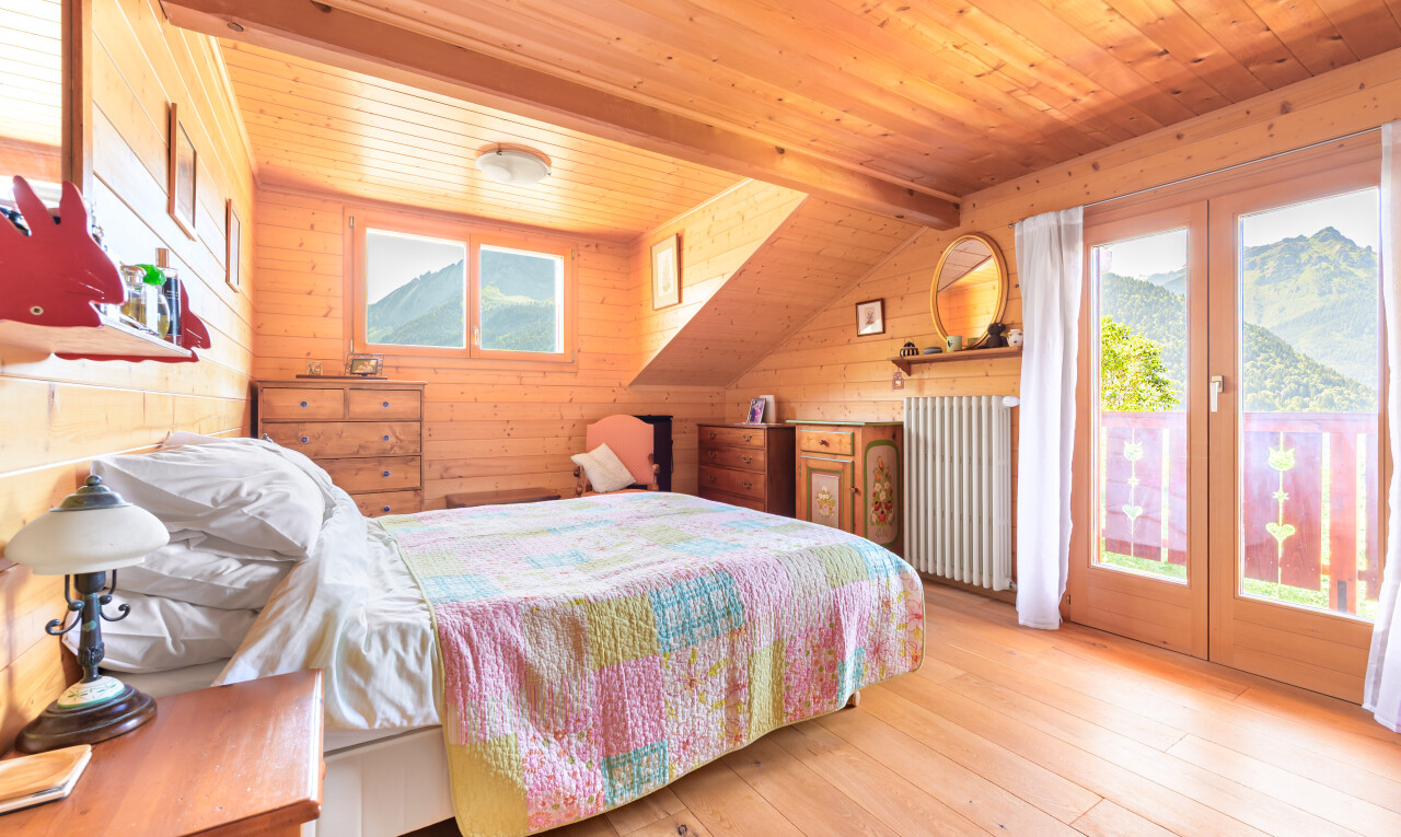 "La Bonne Étoile" – Chalet including 3 buildable plots - 7