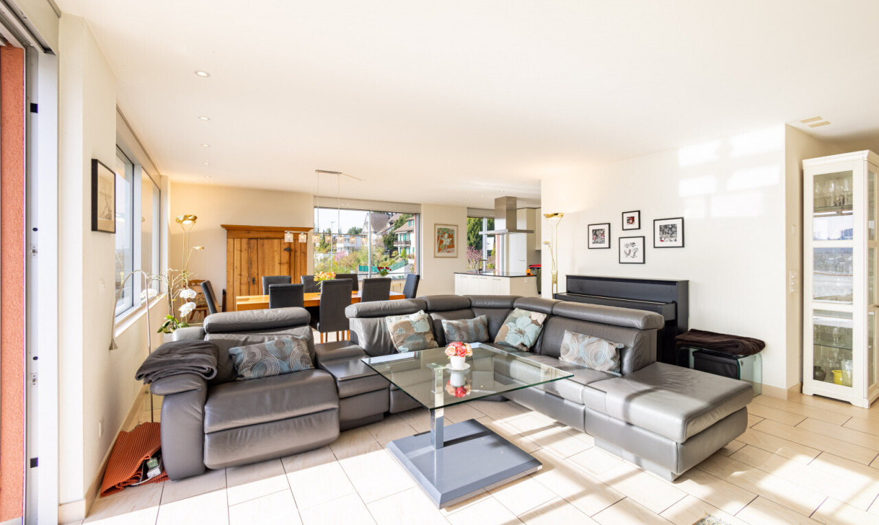 Exklusive 4.5-Zimmer-Wohnung mit traumhafter Aussicht in Zollikon - 4