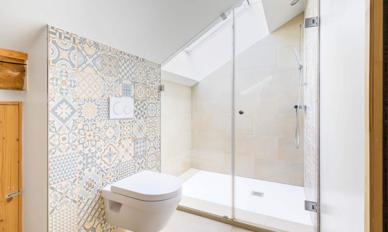 ZWISCHEN NATUR UND CHARAKTER: EIN BAUERNHAUS FÜR EIN FREIES LEBEN - 9