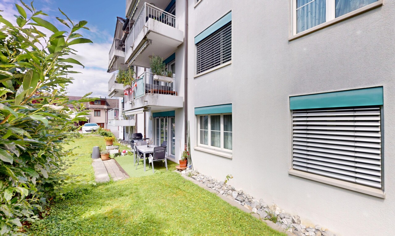 Charmante 4.5-Zimmer-Gartenwohnung mit viel Platz und Wohlfühlambiente - 9