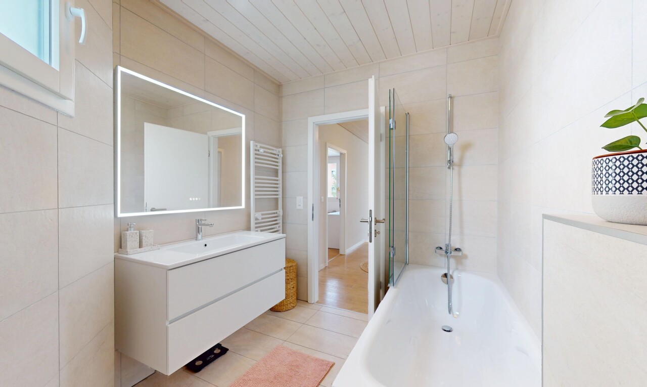 MODERNE VILLA MIT HOCHWERTIGER AUSSTATTUNG, FAMILIENQUARTIER UND GRÜNE - 8