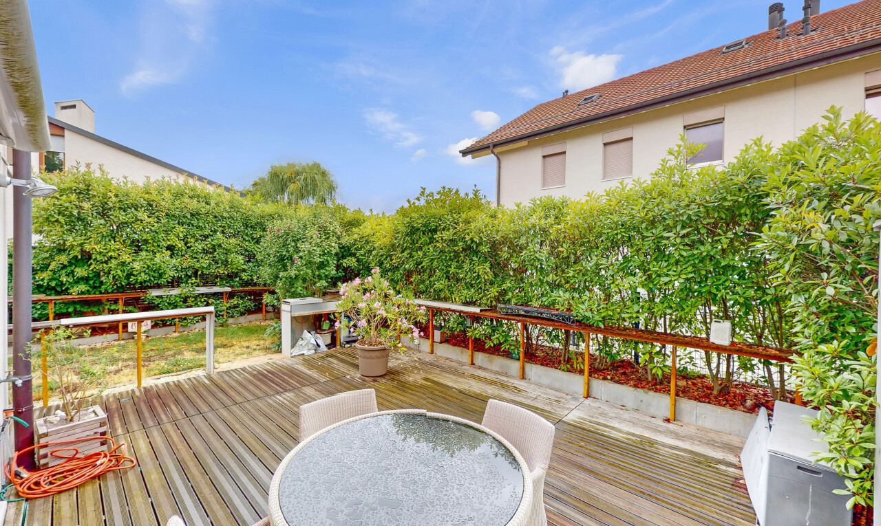 Maison mitoyenne d'angle in à Confignon - 1