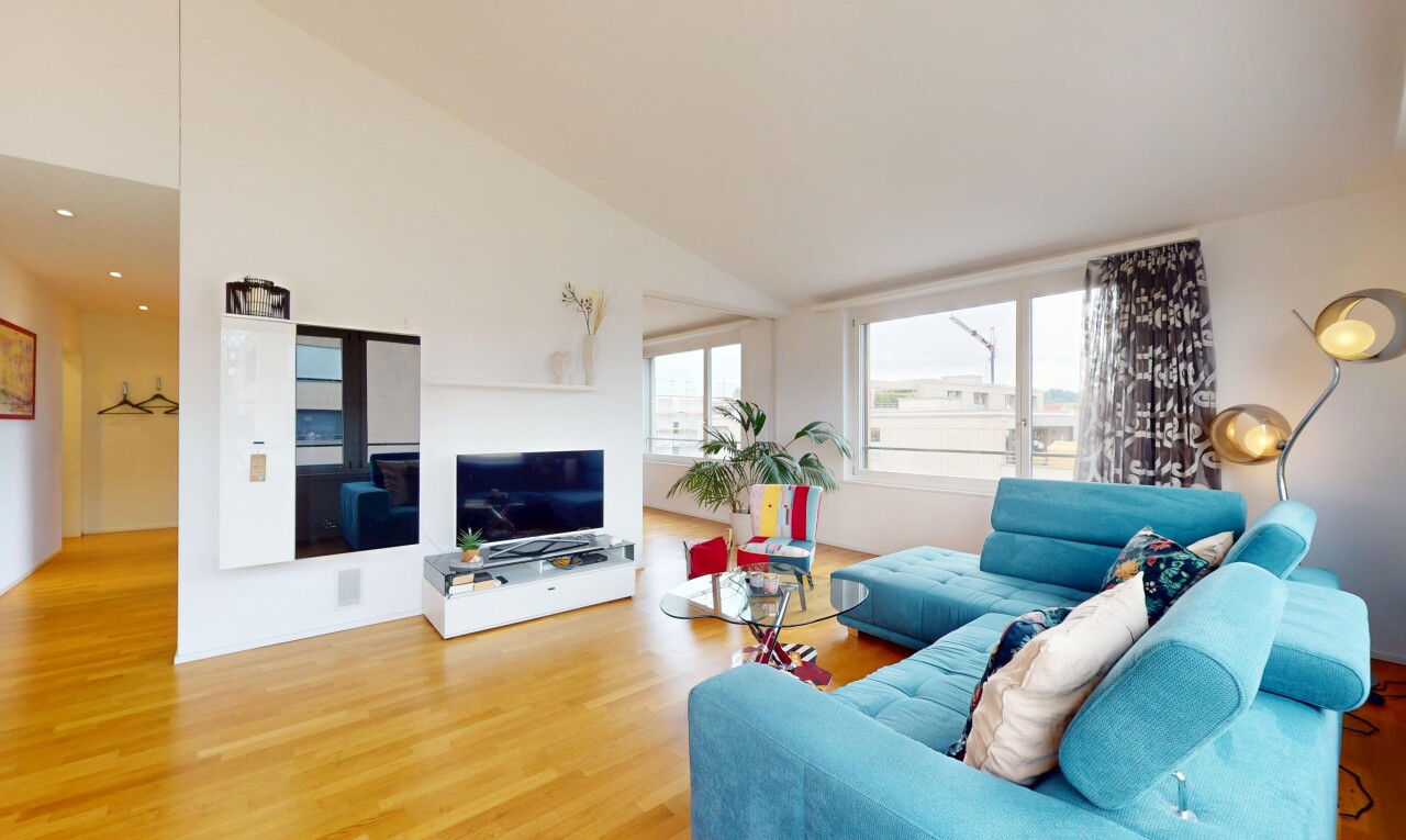 Licht, Weite und Ausblick – stilvolle 3.5-Zimmer-Dachwohnung - 3