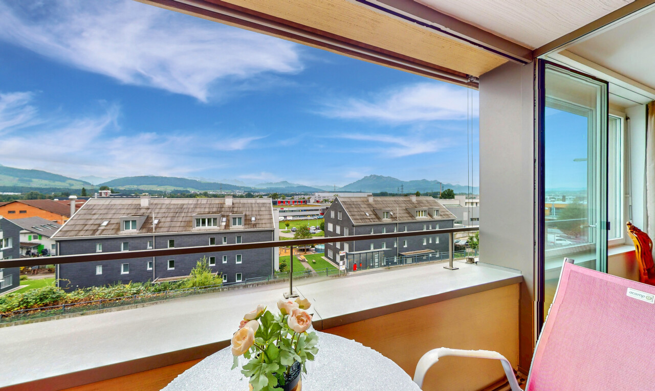 Licht, Weite und Ausblick – stilvolle 3.5-Zimmer-Dachwohnung - 4