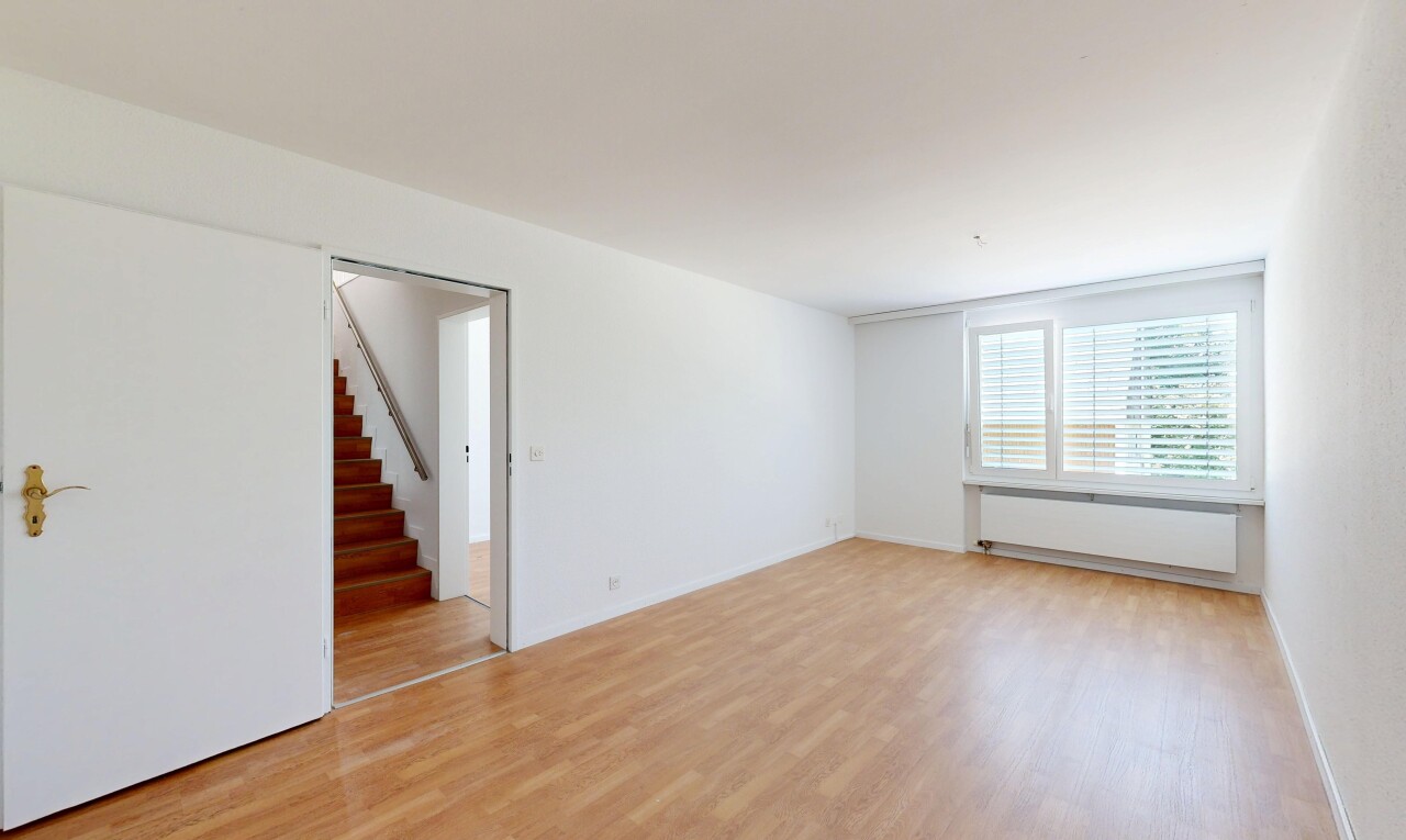 5.5-Zi.-Einfamilienhaus mit Garten, Teich & vielseitigen Optionen - 9