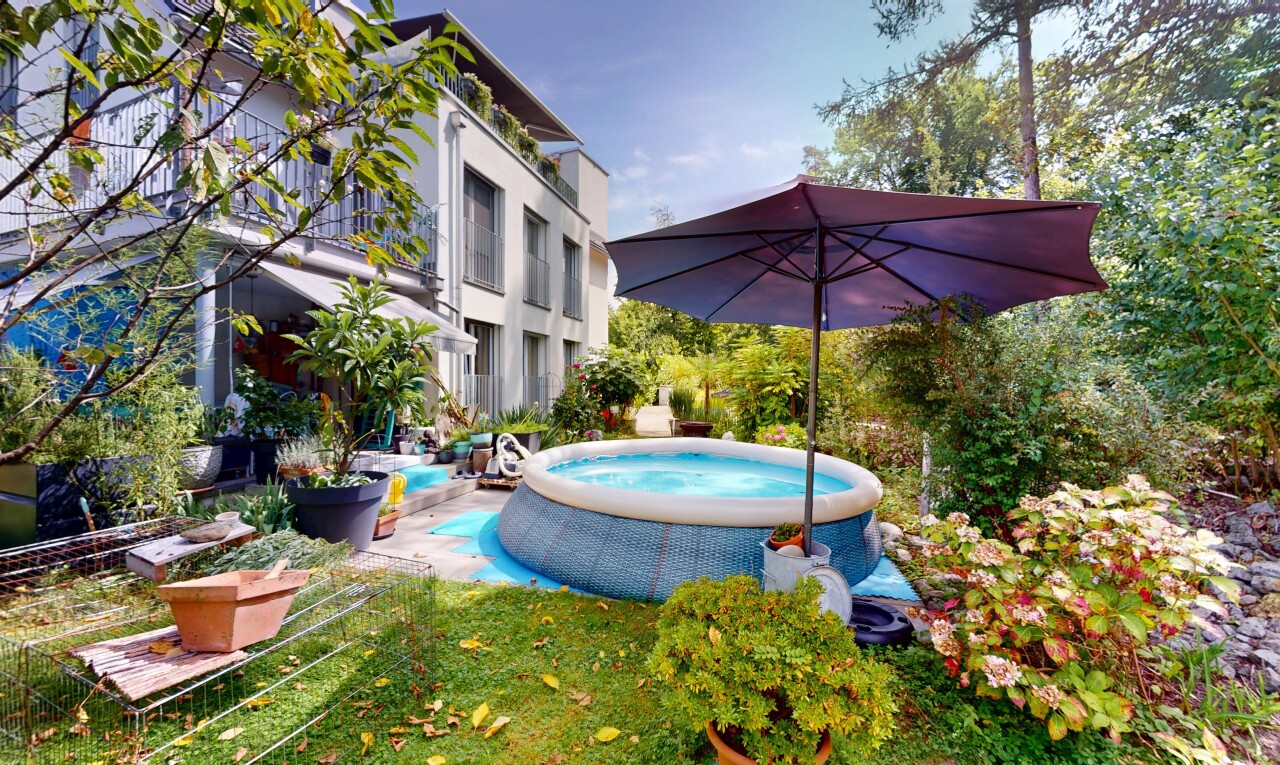 Wohnen & Investieren am Zürichsee – Modernes MFH mit 4 Einheiten - 0