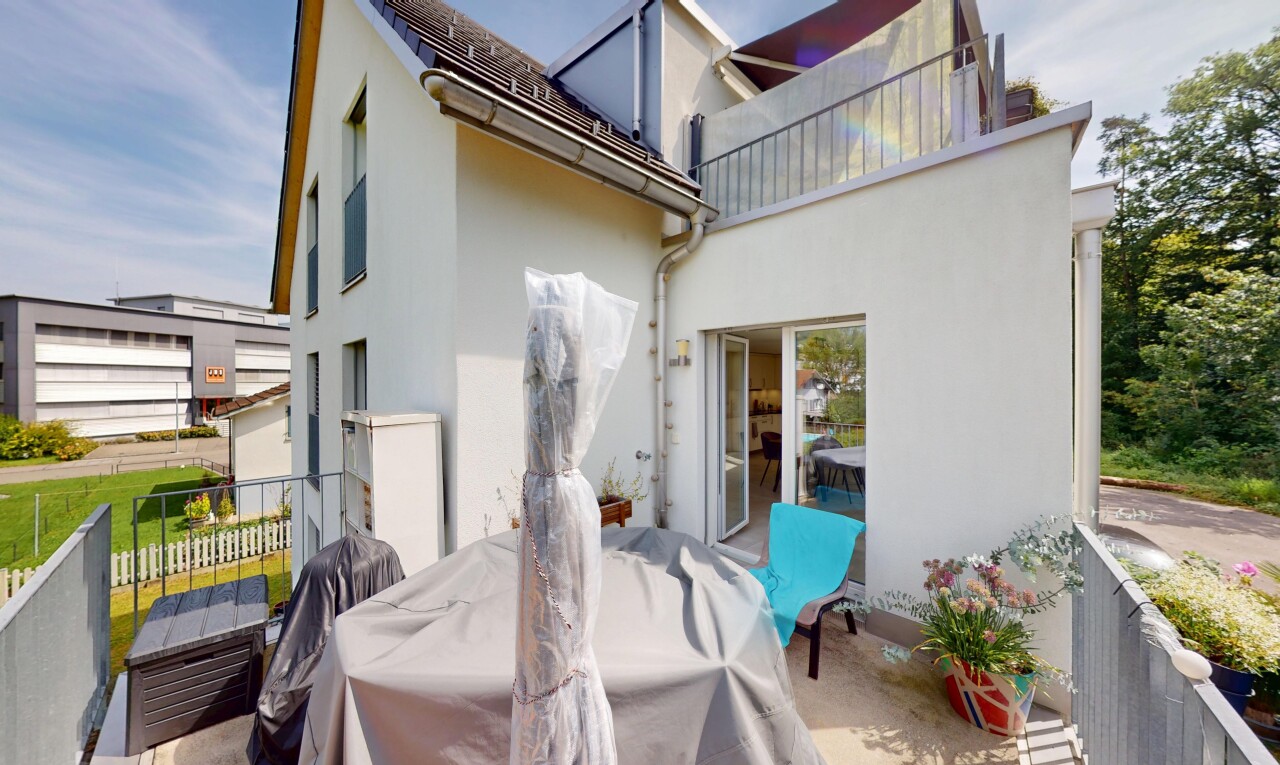 Wohnen & Investieren am Zürichsee – Modernes MFH mit 4 Einheiten - 4