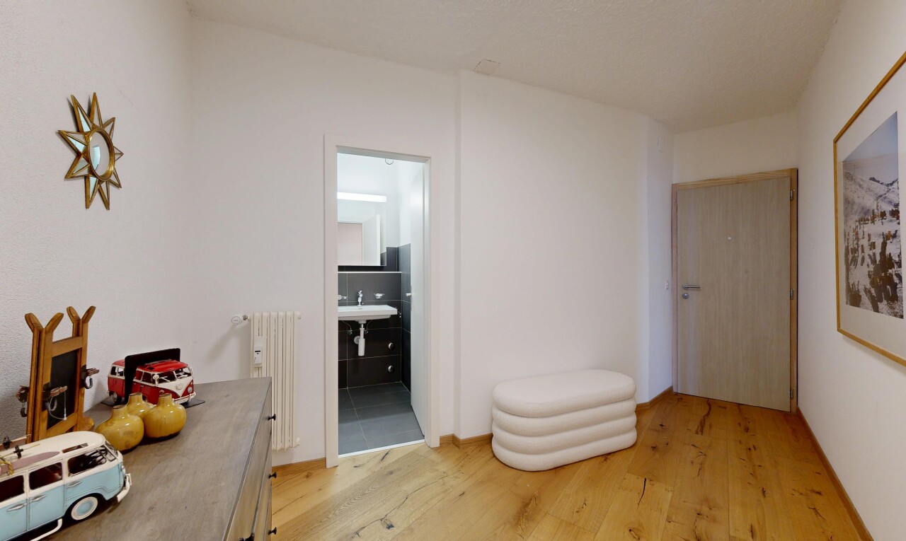 Komplett renovierte 3.5-Zimmer-Wohnung in Crans-Montana - 8