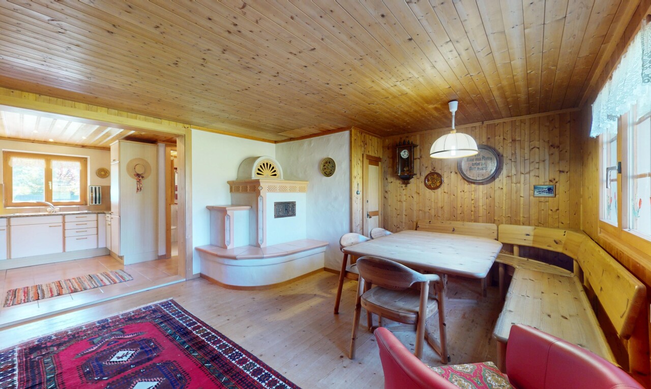 Bright chalet with stunning mountain views and private garden - 4