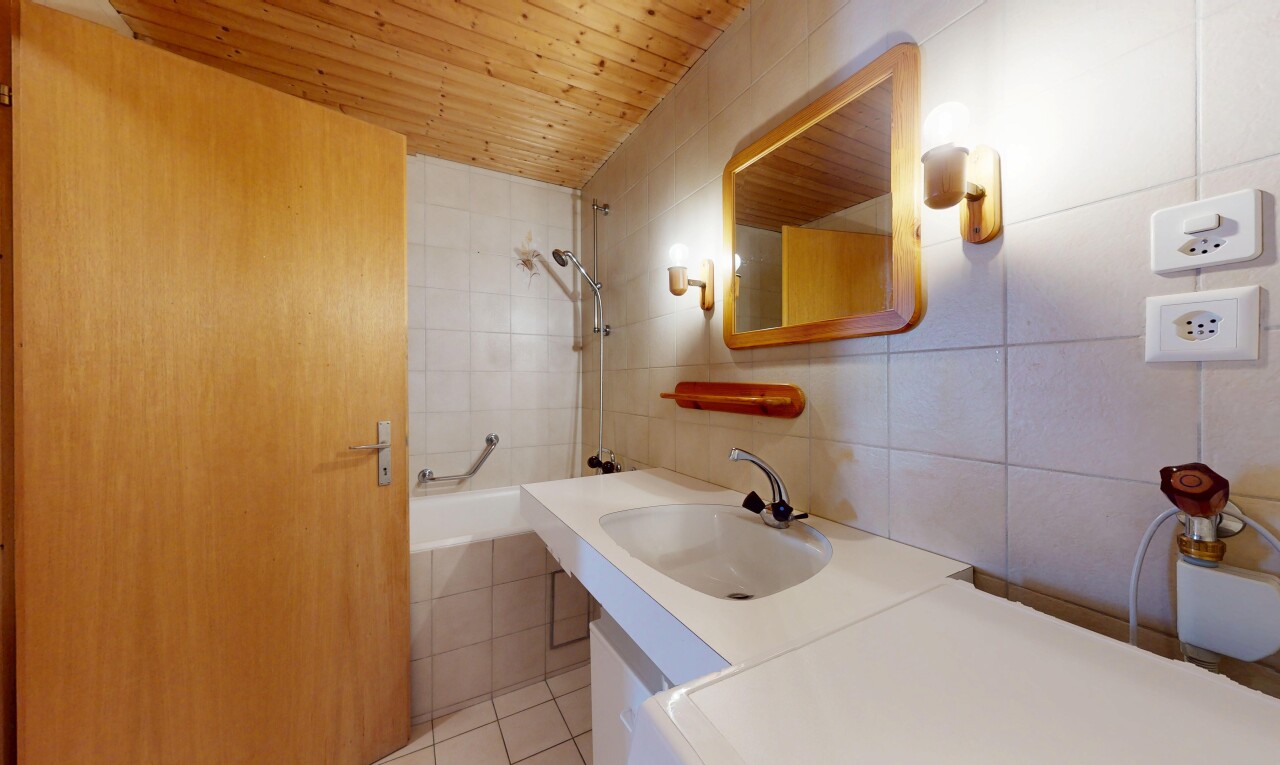 Charmantes Rheineckhaus mit Ausbaupotenzial an zentraler Lage - 9