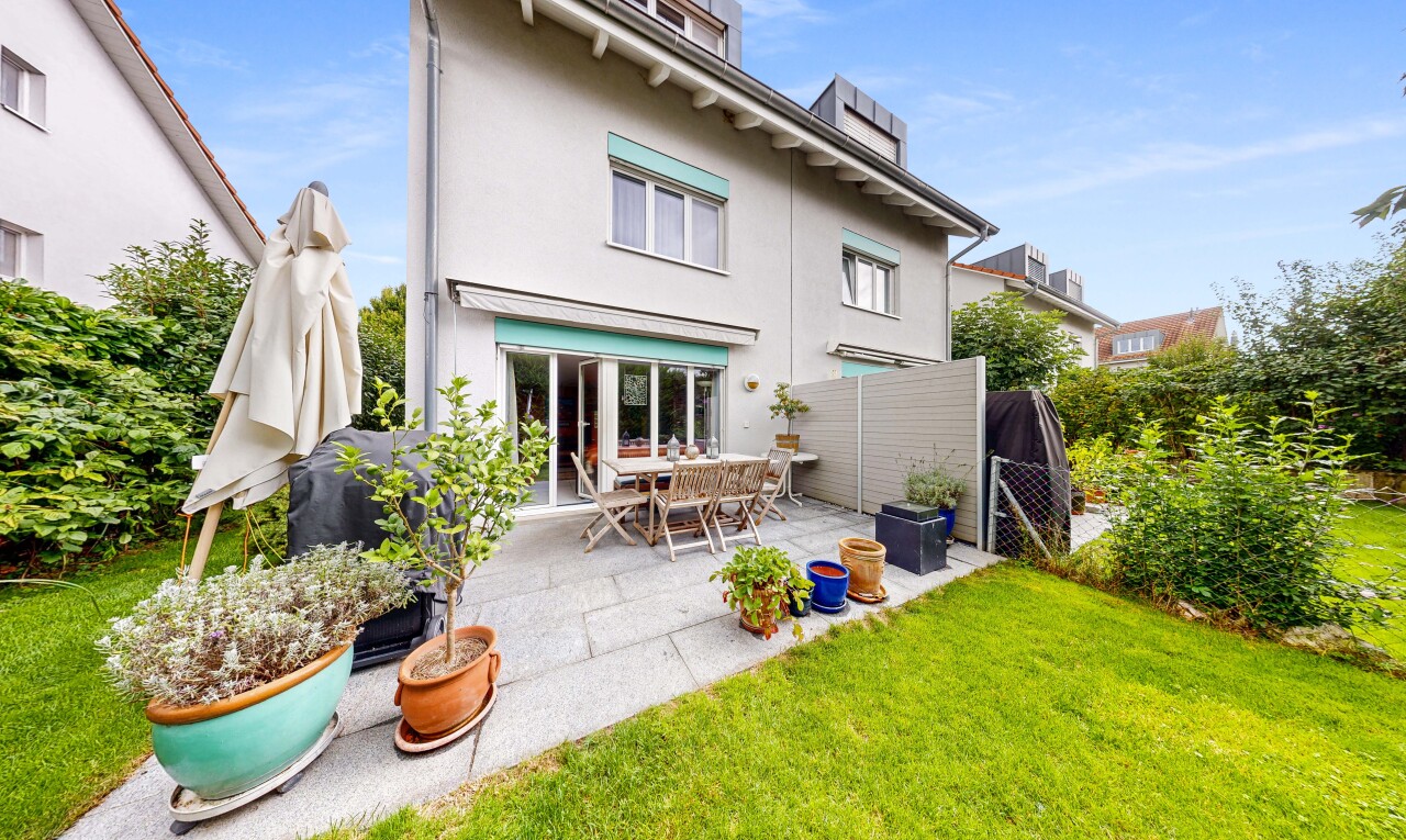 Doppelhaushälfte in Oberwil BL - 0