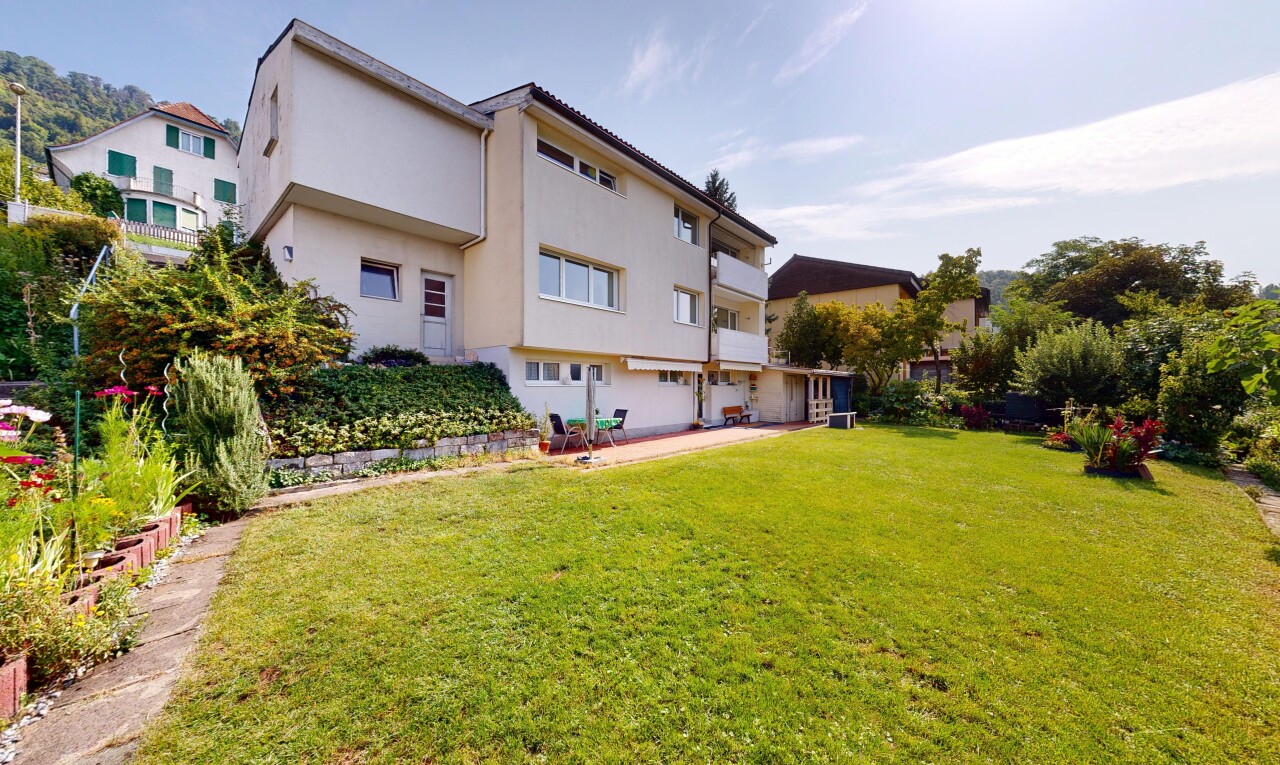 Terraced House with Large Garden, Garage and Panoramic Views - 1