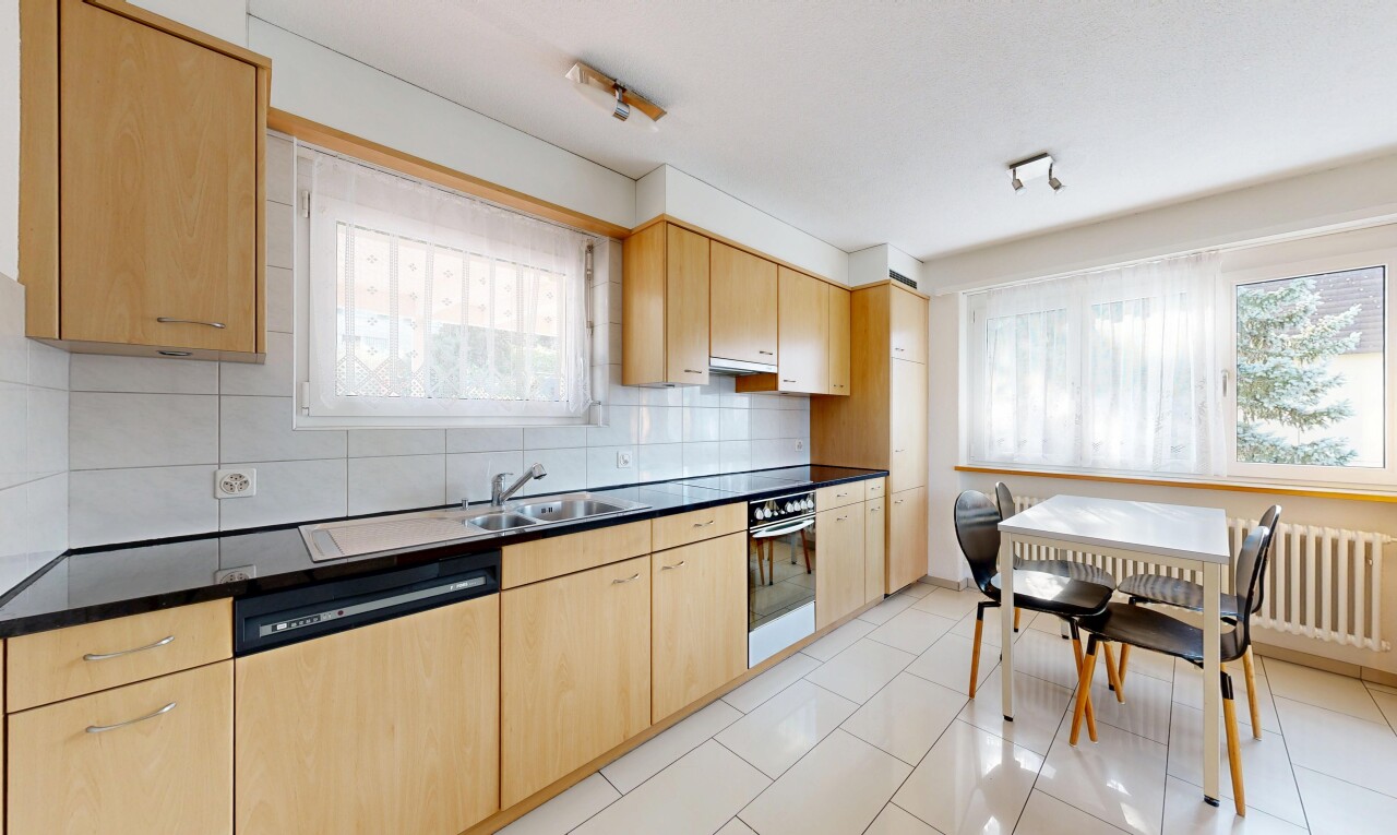 Terraced House with Large Garden, Garage and Panoramic Views - 7