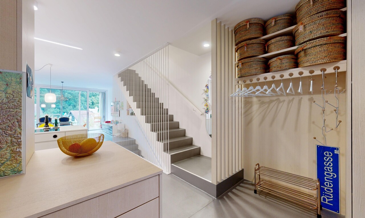 Helles und modernes 5.5-Zimmer-Haus in ruhiger Lage von Bettingen - 2