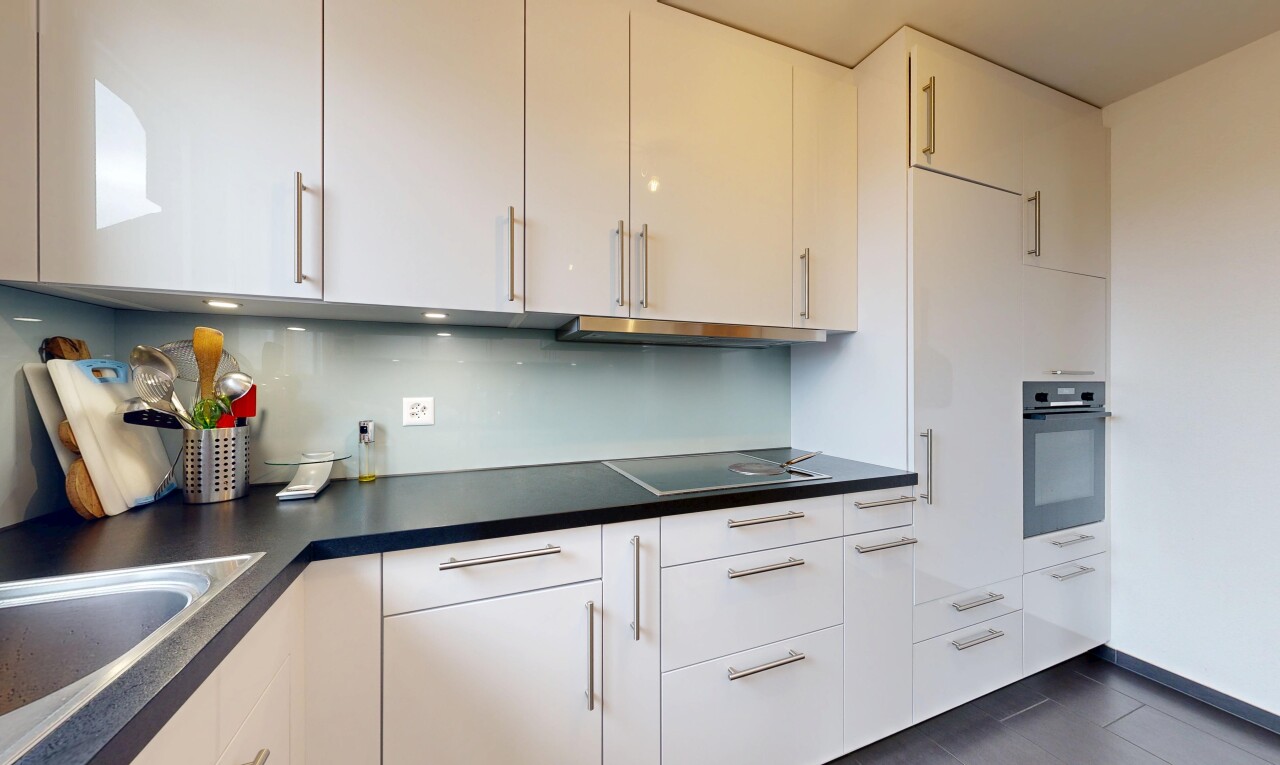 Dachwohnung mit Weitsicht, Cheminée und ausbaubarem Dachboden - 6