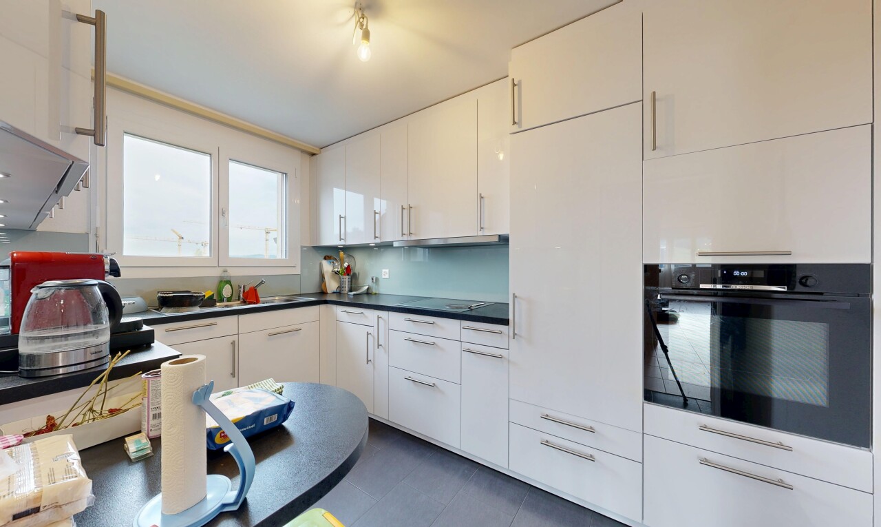 Dachwohnung mit Weitsicht, Cheminée und ausbaubarem Dachboden - 7