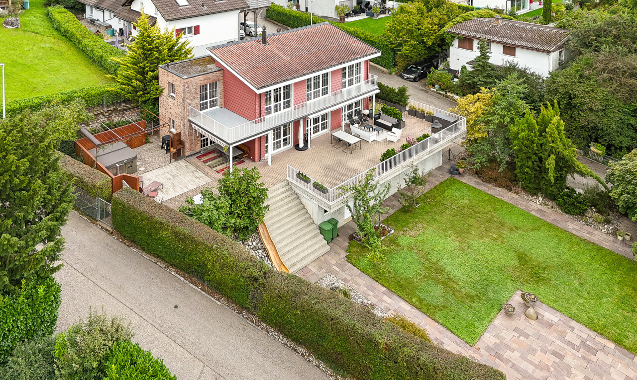 Stilvolles Zuhause mit Weitsicht, Gartenidylle und viel Licht - 0