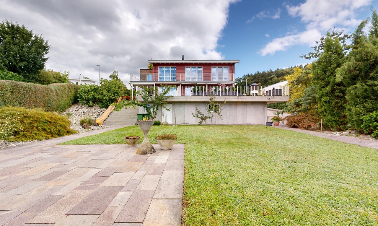 Stilvolles Zuhause mit Weitsicht, Gartenidylle und viel Licht - 1