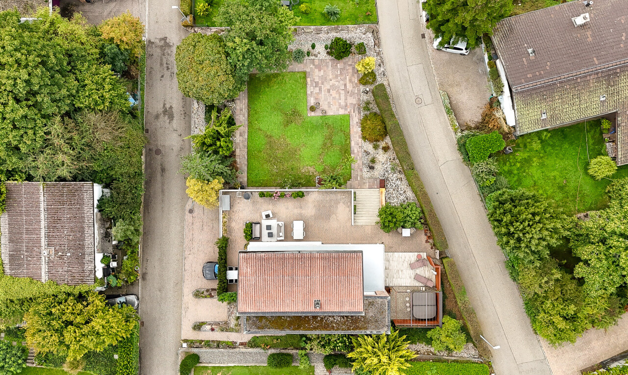 Stilvolles Zuhause mit Weitsicht, Gartenidylle und viel Licht - 2
