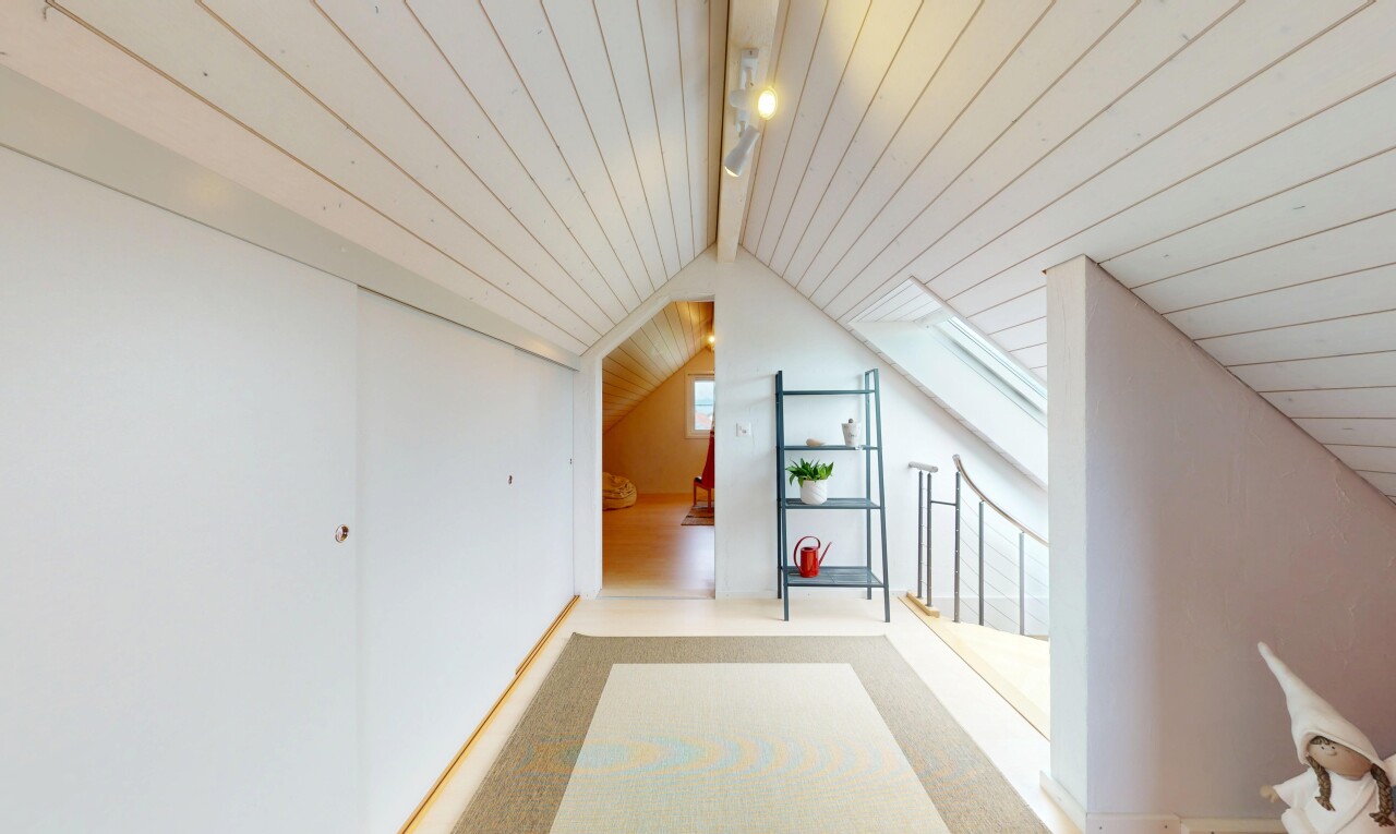 Einfamilienhaus in Bonau – viel Platz, Garten & Aussicht - 8