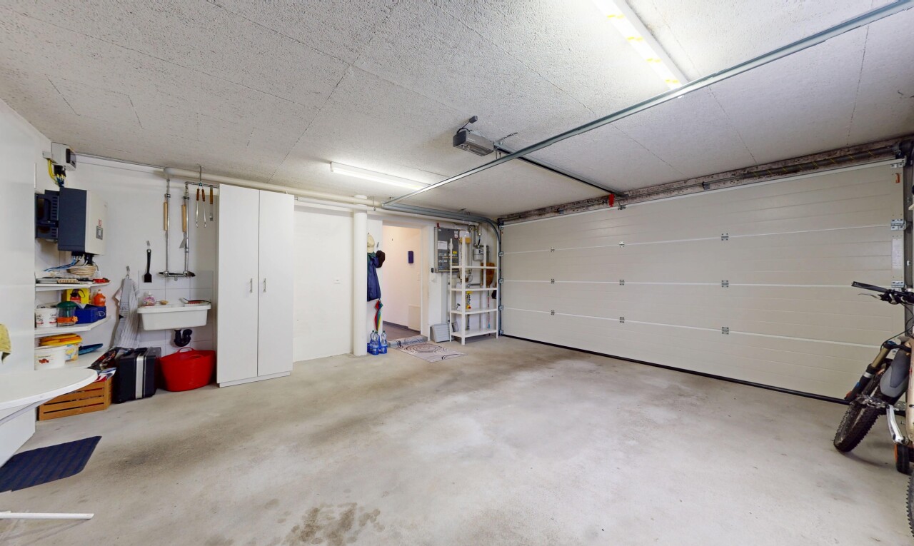 Einfamilienhaus in Bonau – viel Platz, Garten & Aussicht - 10